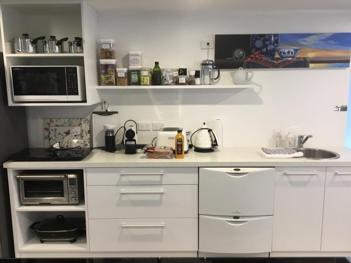 Sunny Glen Cottage Waikanae Bagian luar foto