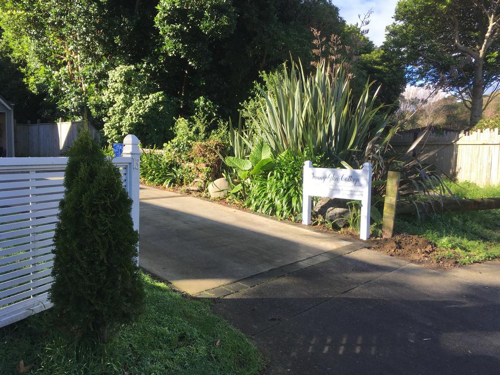 Sunny Glen Cottage Waikanae Bagian luar foto